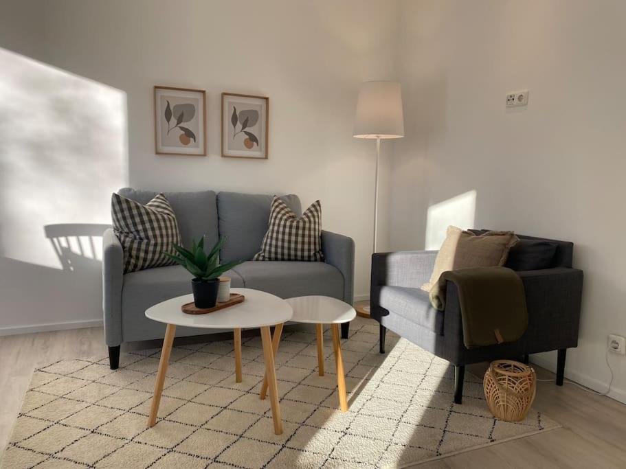 Country Style Apartment With Balcony Near Fair Hannover Exterior foto